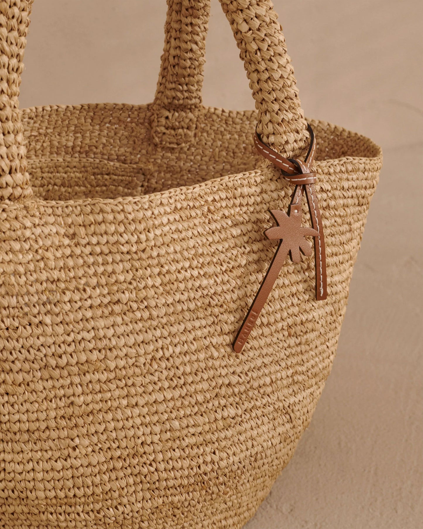 Raffia Summer Bag Medium Palm Leather Tag